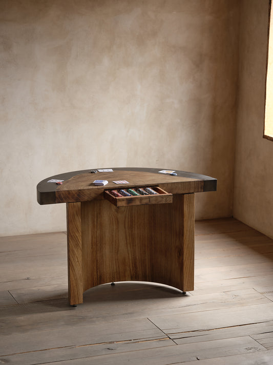 Ivana Black Jack Desk