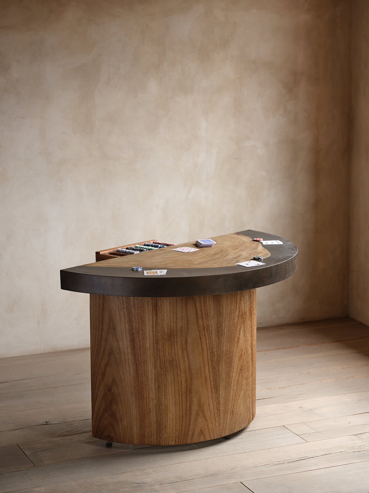 Ivana Black Jack Desk